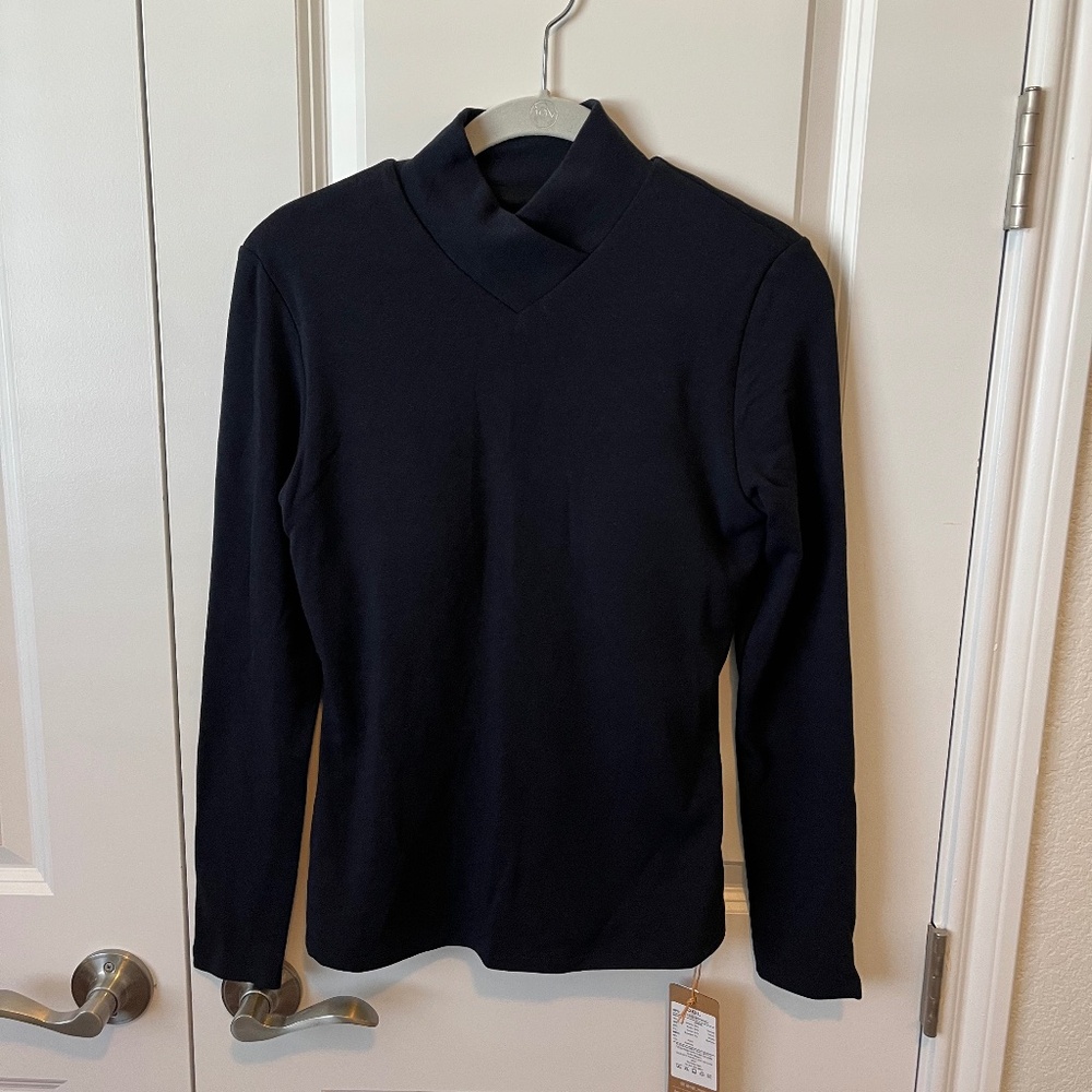 OGLmove High V-Neck Sweater   Size MED